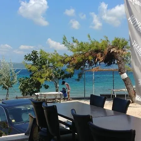 Beskardesler Guzelyali (Canakkale)
